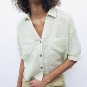 Zara Women's Light Green Button-Up Top